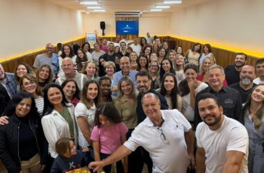 Jovens 30+: O Crescimento dos Ministérios para Solteiros, Viúvos e Divorciados nas Igrejas